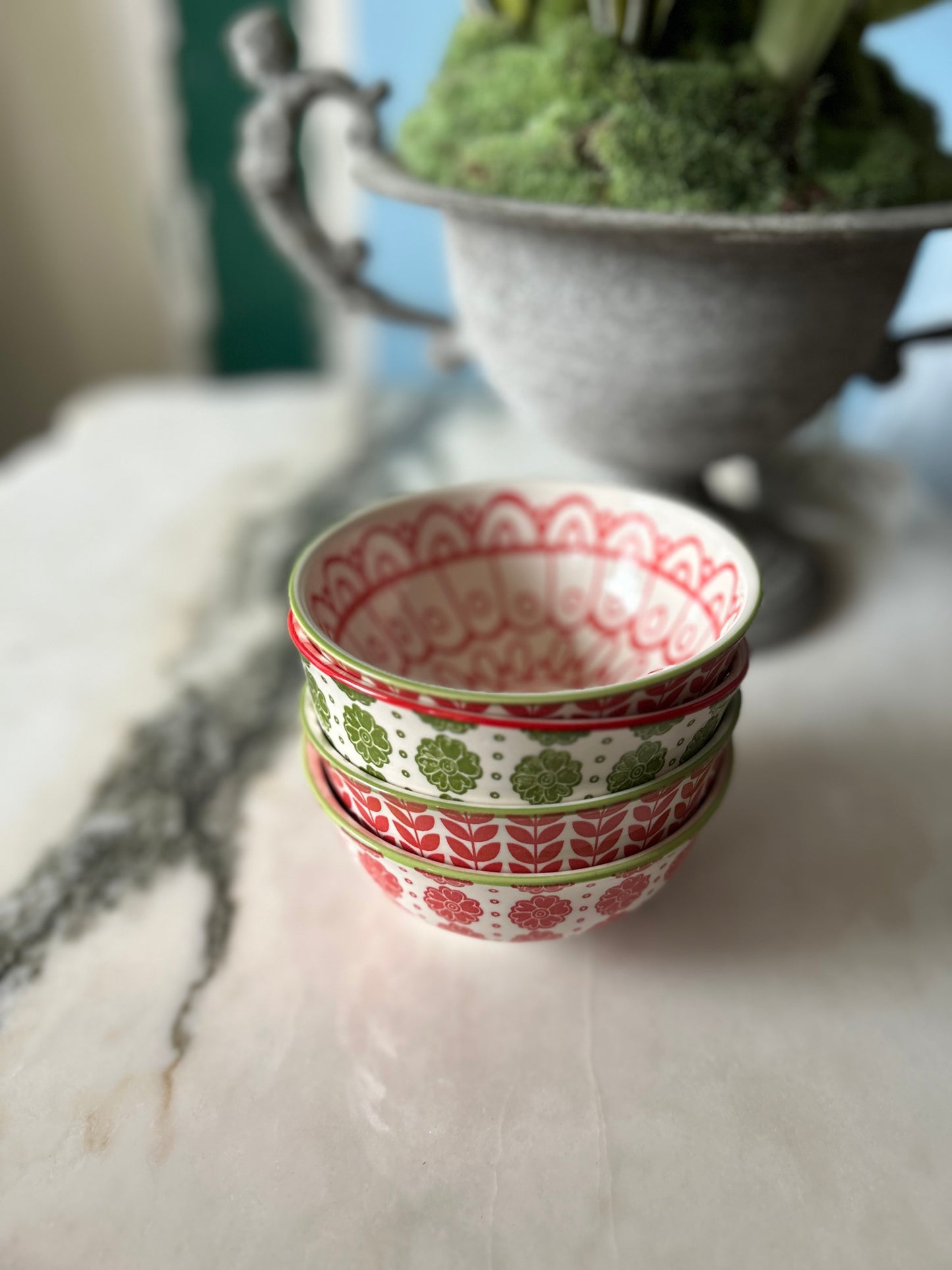 CERAMIC BOWLS S/4 red, white, green